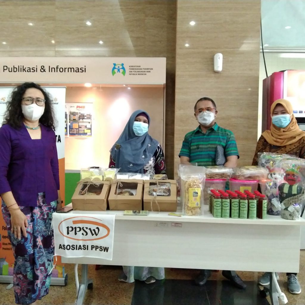 Pameran Produk Dampingan Asosiasi PPSW di KPPA
