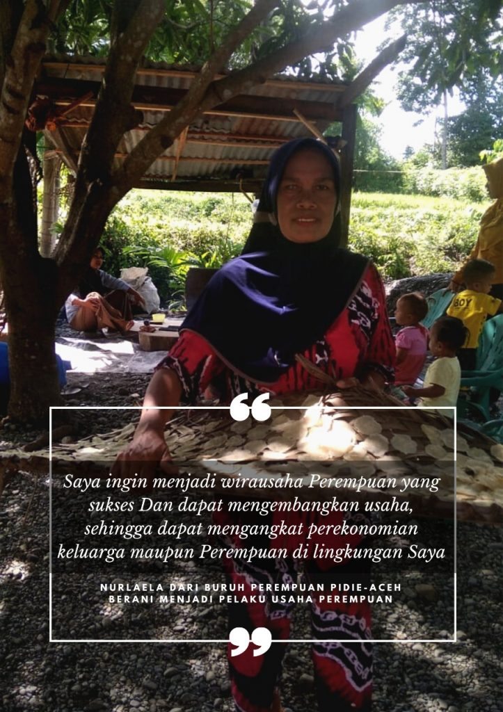 Nurlaela, Perempuan Buruh Melinjo yang Menjadi Pelaku Usaha Emping Cut Nyak Dien